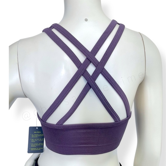 NWT • Strappy Back Seamless Sports Bra - Picture 3 of 10